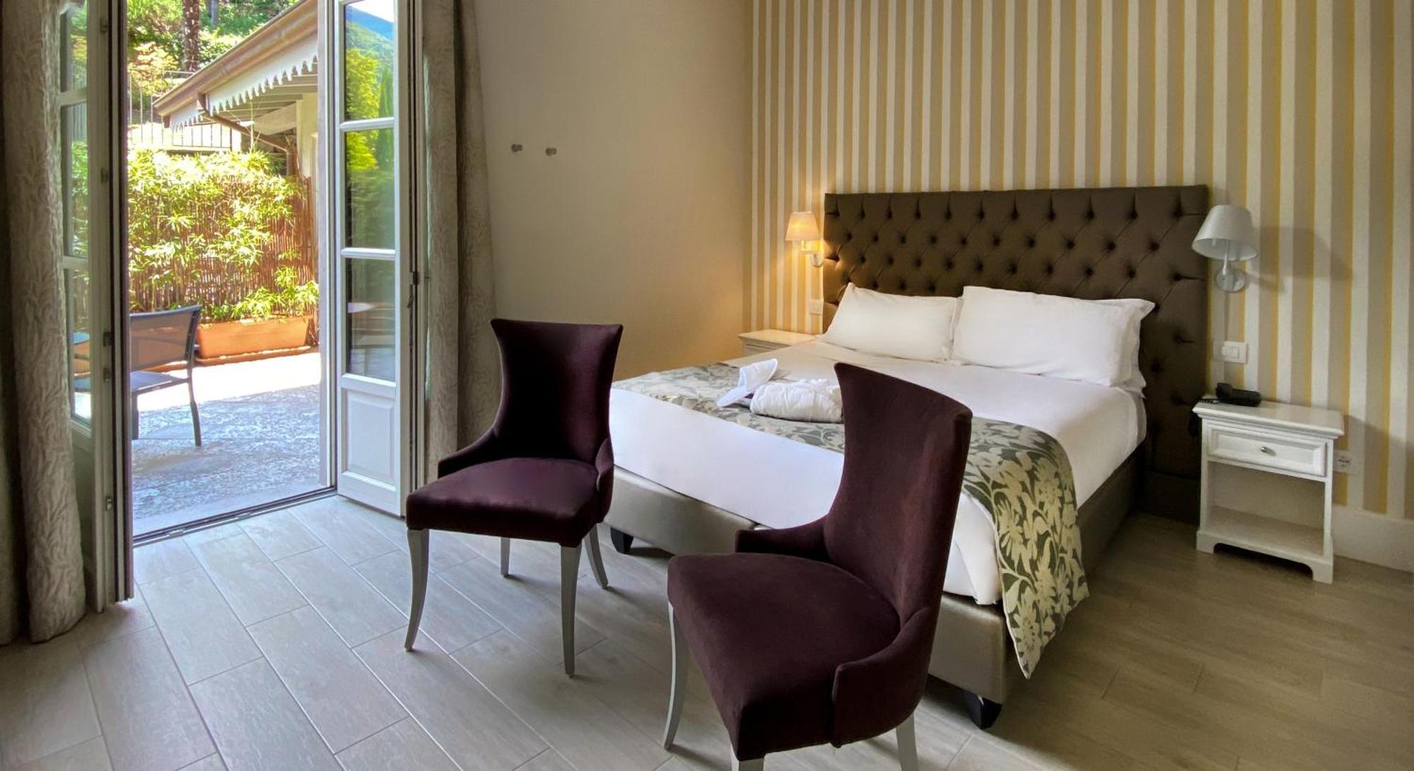Park Hotel Italia カンネロ・リヴィエーラ エクステリア 写真